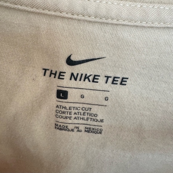 University of Pittsburgh Nike V-Neck - Women’s Size L - Picture 2 of 3